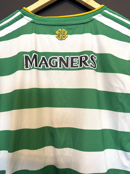 The Celtic FC 2020–21 home shirt