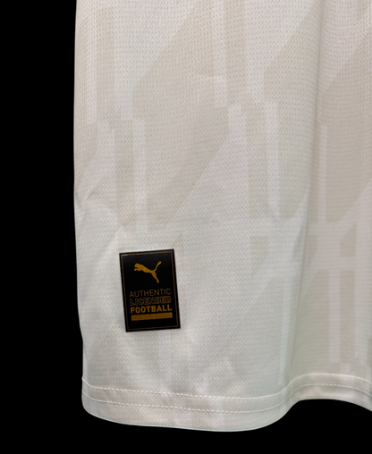 Manchester City 2023-24 Away shirt