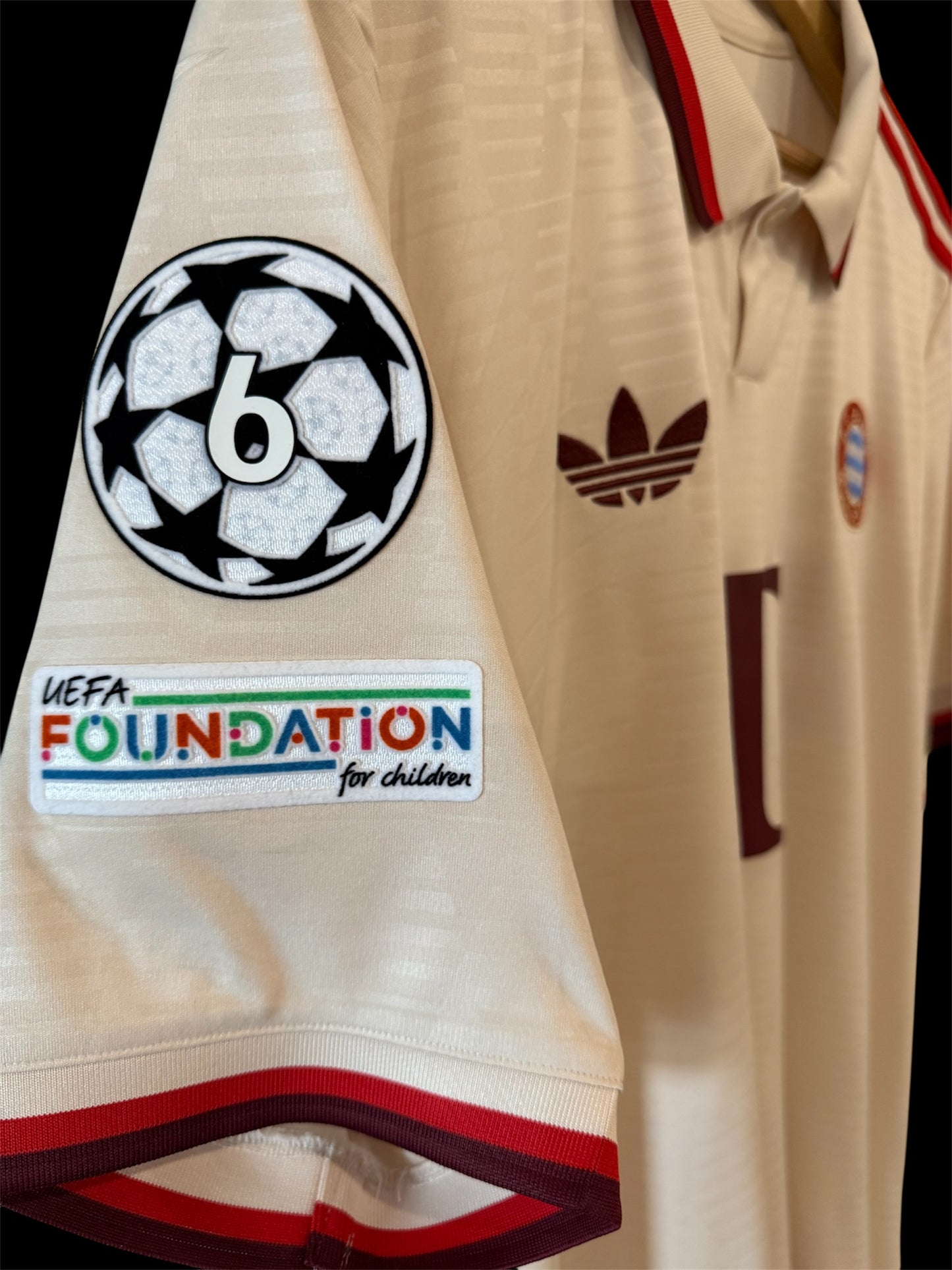 FC Bayern Munich 2023/24 third kit #6 Kimmich